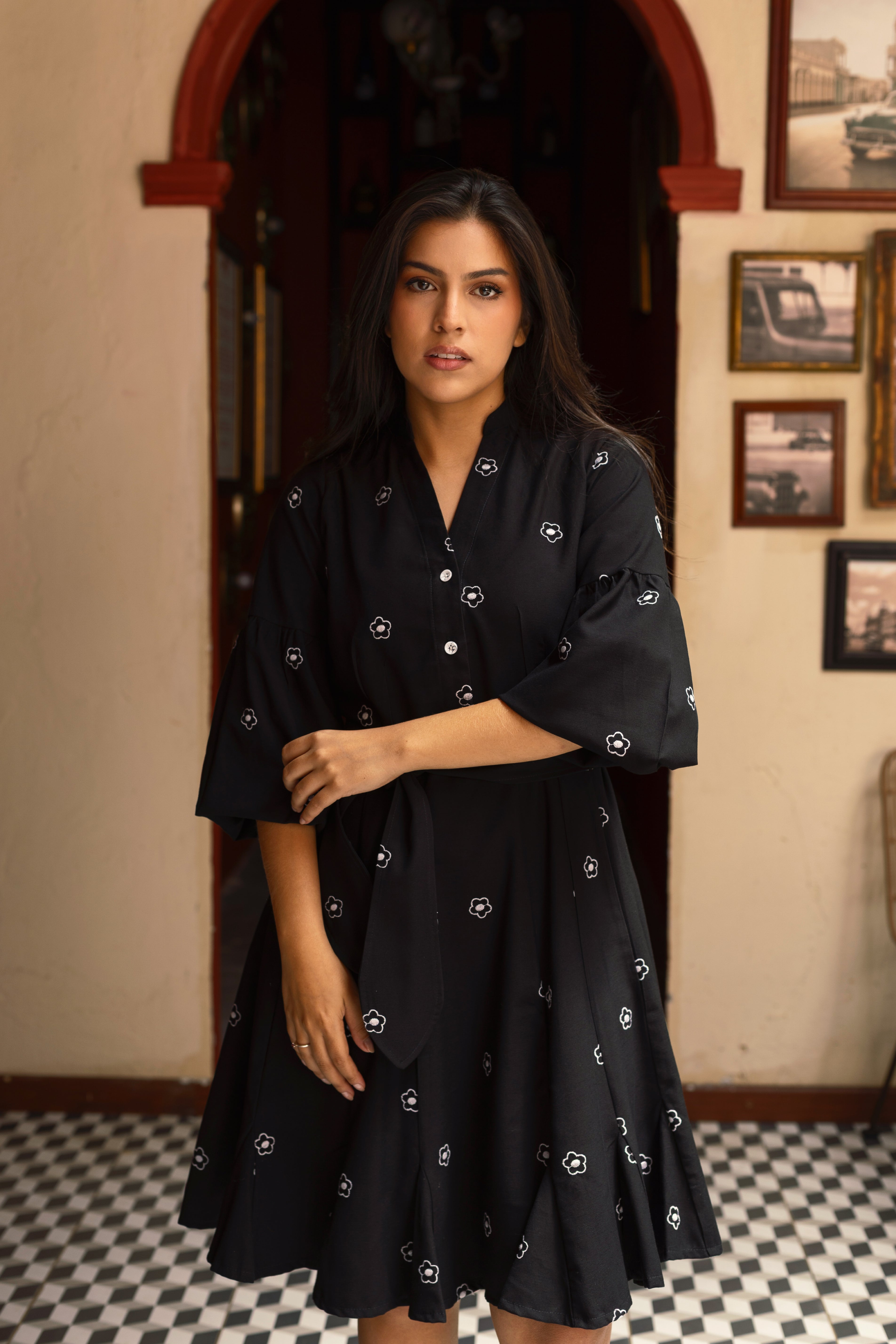VESTIDO COLONIAL NEGRO